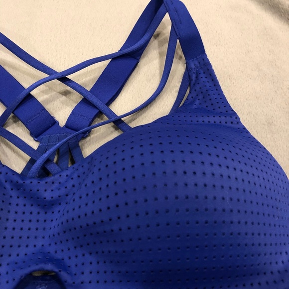 VS lightweight royal blue strappy sports bra - Picture 2 of 4